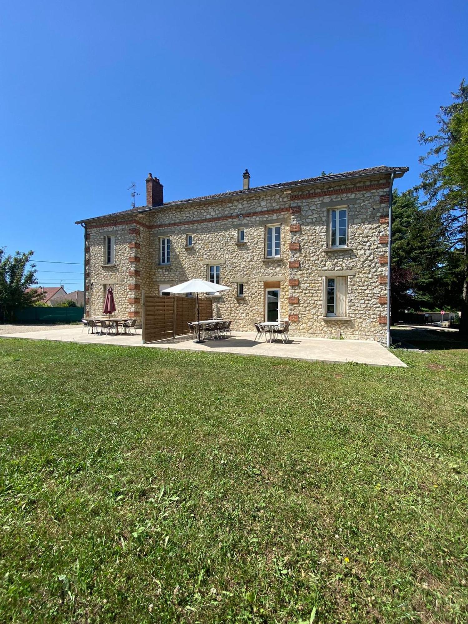 Manoir En Pierre Chartres 호텔 외부 사진